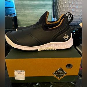 Muckboot Women’s Outscape Low- 9